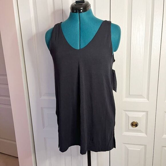 Athleta NWT Essence Built in Bra Support Camisole V Neck Tank Top - Picture 7 of 12
